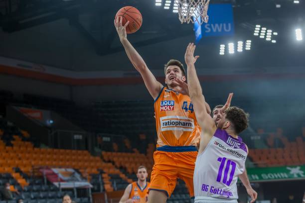 准与争议 准与争议