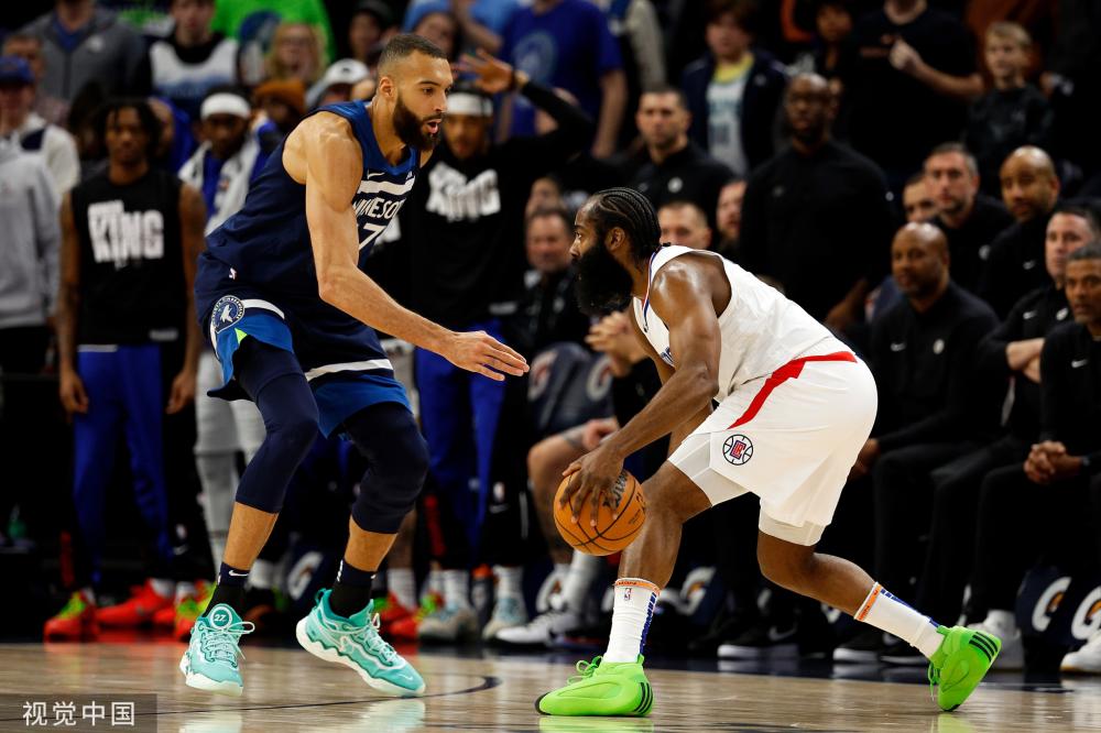 仅停留在球 仅停留在球