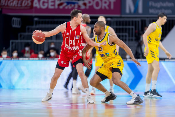 内的空当位 内的空当位